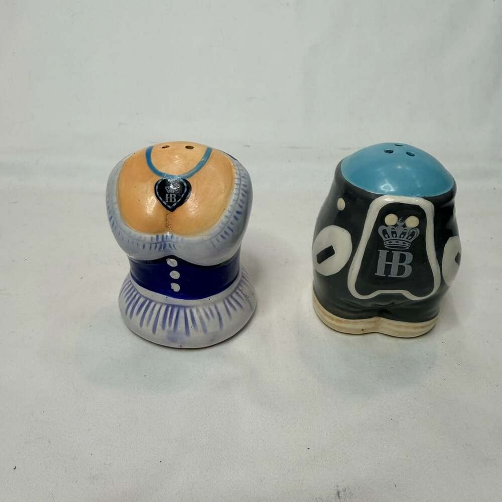 Hofbräuhaus Salt and Pepper Shakers Lederhose und Dirndl